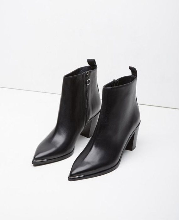 Modern shoes 01